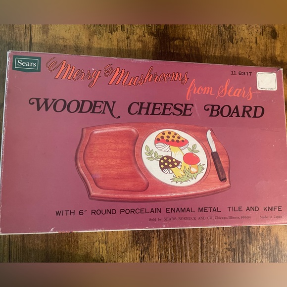 *EXTREMELY RARE SET* Authentic Vintage Sears Merry Mushroom Wooden Cheese Board - Picture 3 of 4